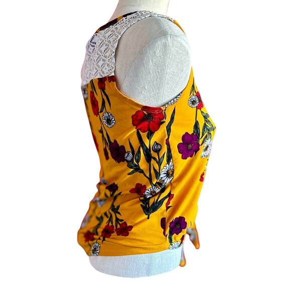 Womens Top Size Medium Yellow Floral Lace Back Tie Front Twee Indie Professional - Picture 5 of 8